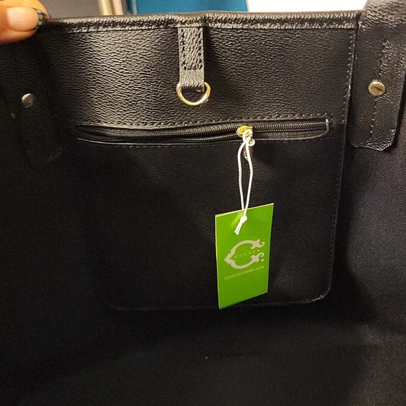 C Wonder black and White floral large tote - Picture 6 of 6